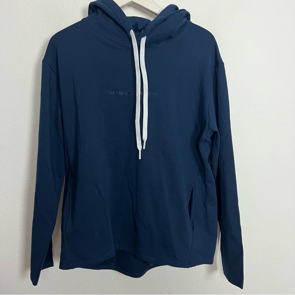 NWT Seek Discomfort Navy Blue Seeker Hoodie Size Small Unisex
